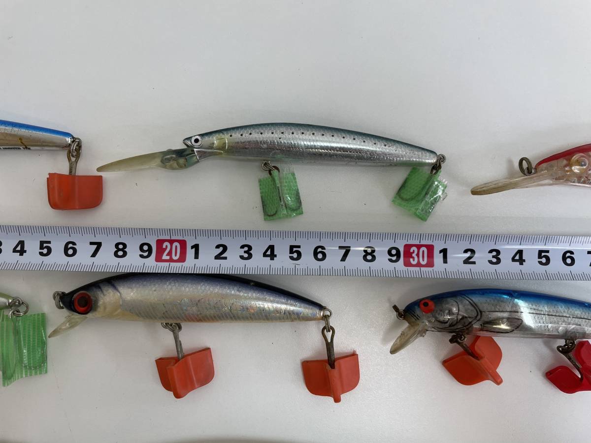 D2416 約23個 バス ルアー ソルトルアー おまとめ セット ブラックバス 釣り針 仕掛け 釣具 釣り 品 保管品 大量 ルアー用品 売買されたオークション情報 Yahooの商品情報をアーカイブ公開 オークファン Aucfan Com