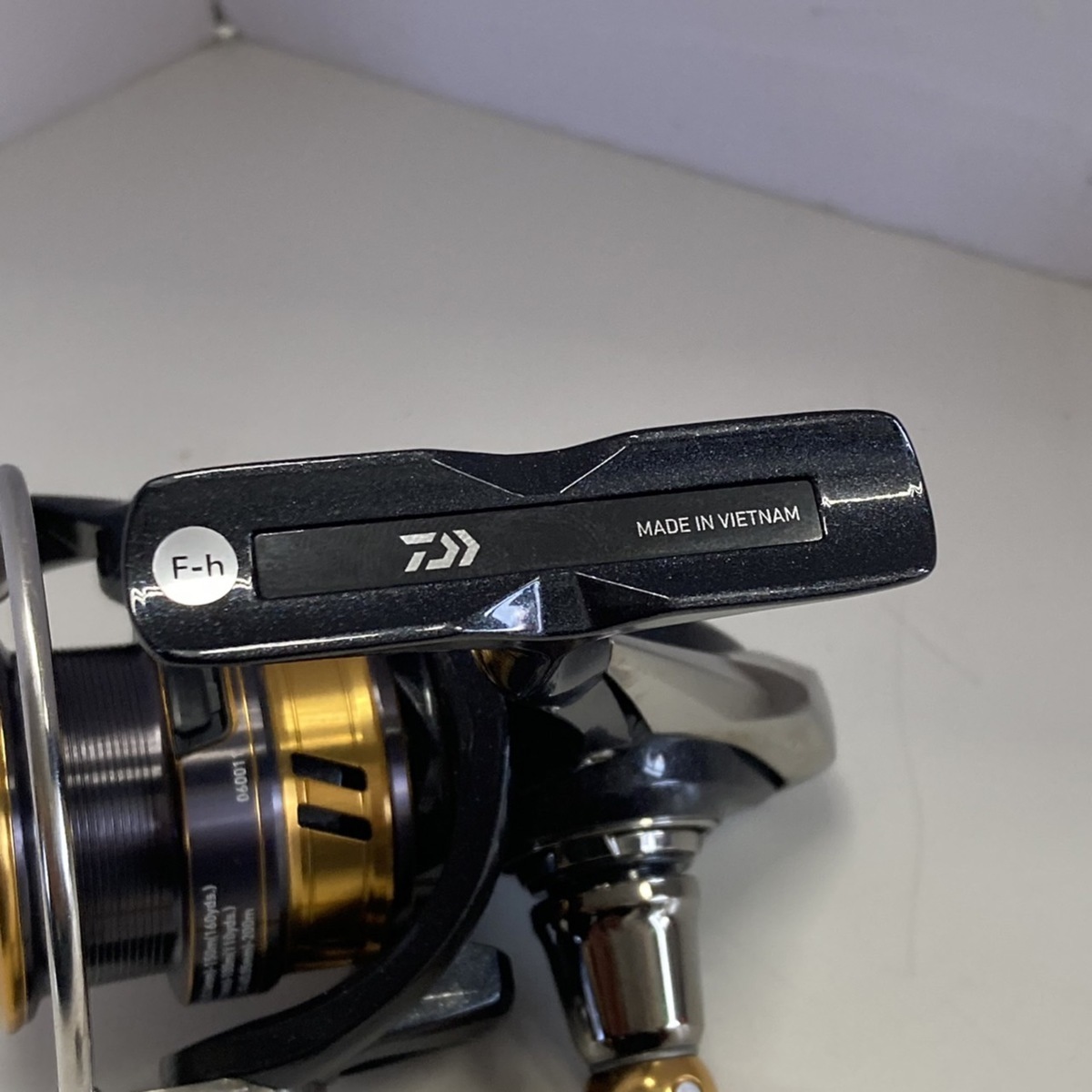 中古☆DAIWA/ダイワ LEGALIS LT2000S レガリス スピニングリール 23