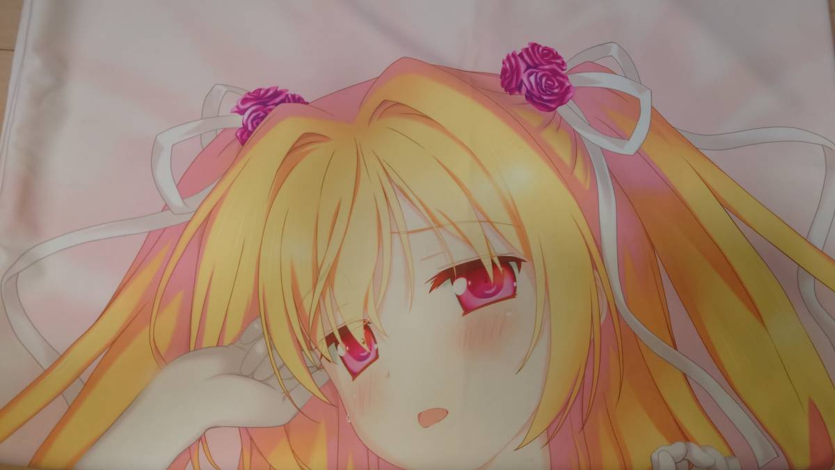 紅い瞳に映るセカイ 抱き枕カバー 二階堂真紅 ハッピー 紅い瞳に映るセカイ 抱き枕カバー 二階堂真紅 ハッピー