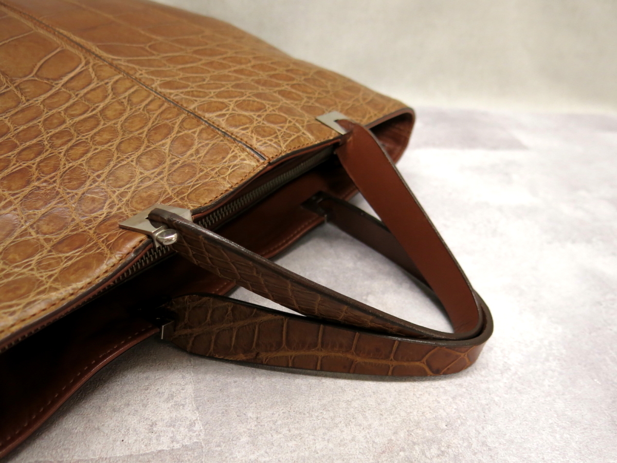 ⭐️ ストア 定価数十万 マウロゴヴェルナ 本革 クロコダイル ワニ革