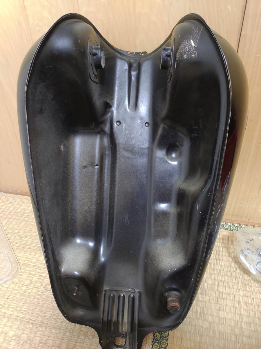 ホンダ シャドウ400 シャドウ750 純正 フューエルタンク ブラック ホンダ シャドウ400 フューエルタンク ガソリンタンク NC34 黒