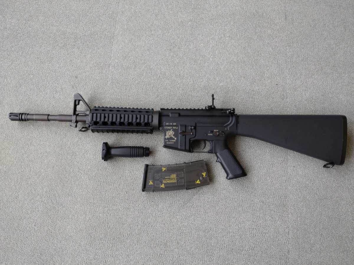 □中古品□東京マルイ電動ガンナイツSR-16 M4カービン サバゲー
