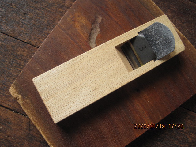 SALE，人気 ③小鉋 ４８mm 藤吉郎 本白樫台 ９分仕込み(かんな)｜売買されたオークション情報、yahooの商品情報をアーカイブ公開 - オークファン かんな