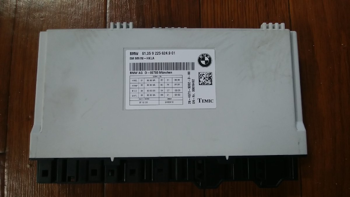 全国無料，セール U#777 BMW F10 528iセダン DBA-FR30 2010年 運転席シートコントロールモジュール 9225624.9(BMW用)｜売買されたオークション情報、yahooの商品情報をアーカイブ公開 - オークファン BMW用