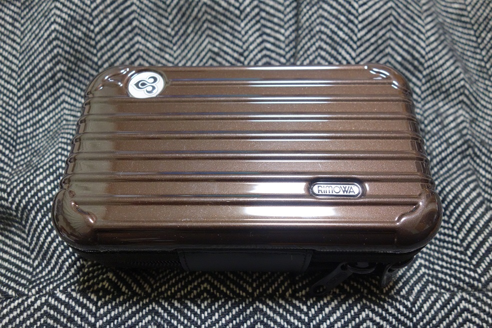 ANA×RIMOWA リモワ ファーストクラス アメニティ 紺色/未開封品 【公式