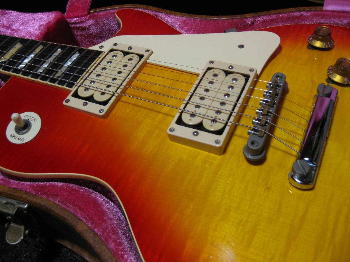 TOKAI レスポール LS-120 CS ( Love Lock ) 1980年製 純正ハードケース