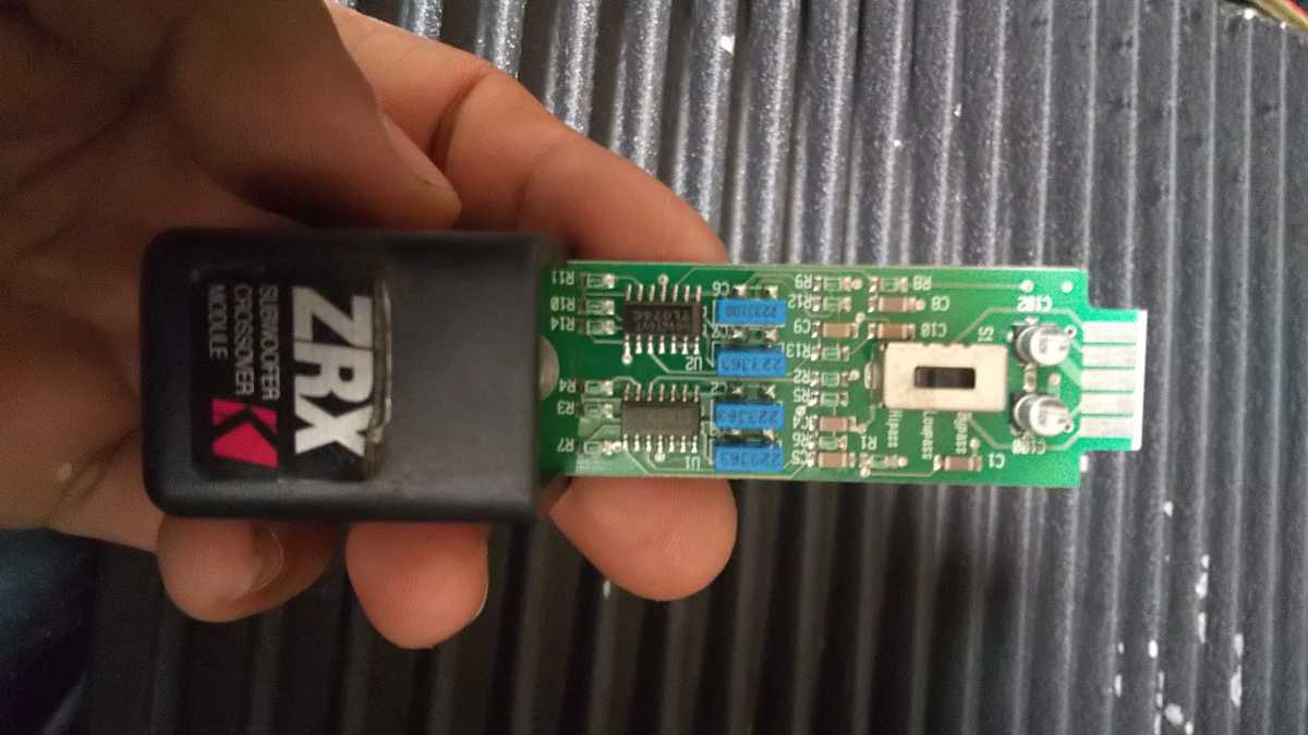 ZR240 KICKER(キッカー)のアンプの口コミ・パーツレビュー｜みんカラ