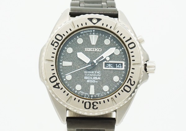 ◇【SEIKO セイコー】KINETIC TITANIUM SCUBA 5M63-OB40 クォーツ 