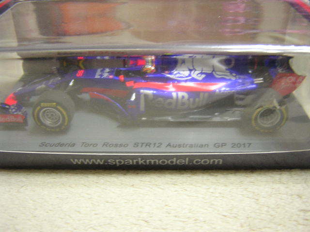 品質保証，セール 1/43 SPARK 2017年 スクーデリアトロロッソSTR12#55 C サインツJr(レーシングカー)｜売買されたオークション情報、yahooの商品情報をアーカイブ公開 - オークファン レーシングカー
