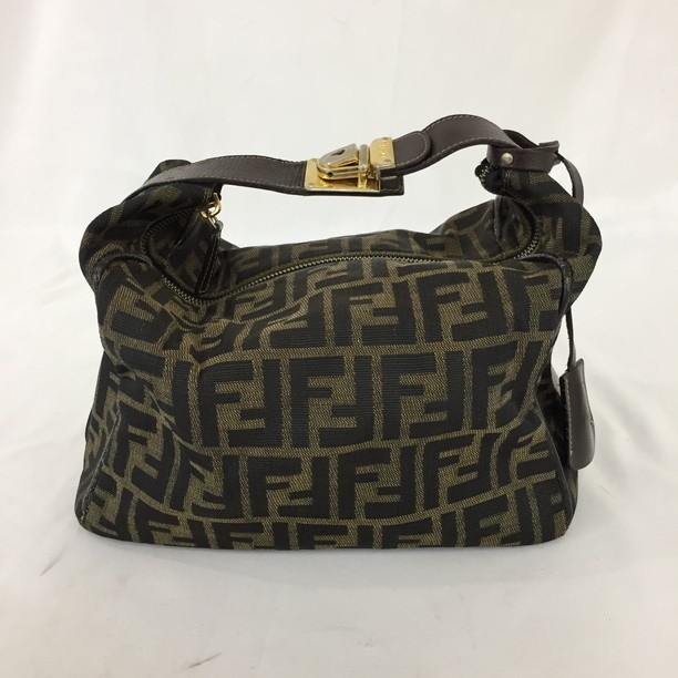  1562028 バッグ ハンドバッグ FENDI フェンディ(ハンドバッグ)｜売買されたオークション情報、yahooの商品情報をアーカイブ公開 - オークファン かばん、バッグ