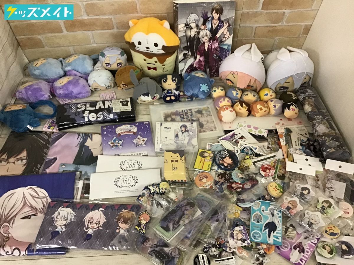 現状】 アイドリッシュセブン グッズ まとめ売り ぬいぐるみ 缶バッジ 