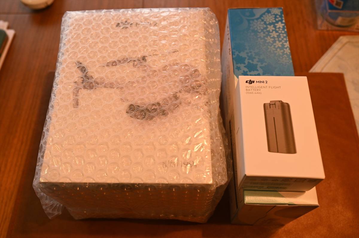 DJI mavic mini2 fly more コンボ　機体新品同等品　送料無料　スキンシール(訳あり)+海外バッテリー+NDフィルター付き_2