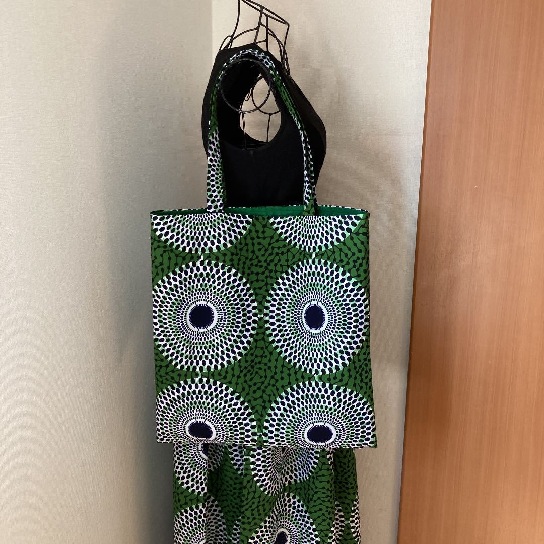 アフリカン 大きめトートバッグ♪ アフリカ生地 アフリカ布 アフリカ  