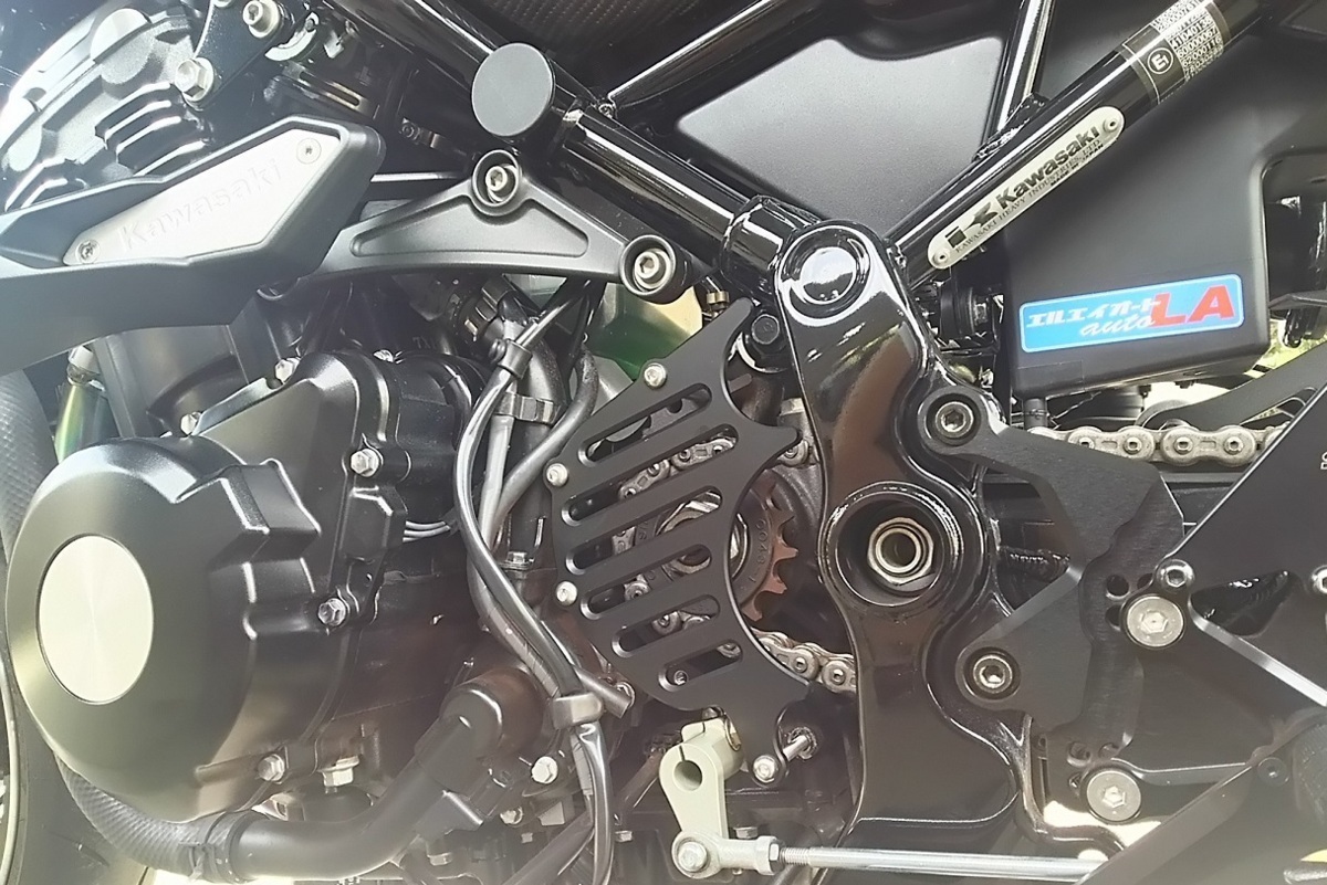 HOT，新作登場 Z900RS Z900RS CAFE スプロケットカバー タイプ４ ブラック(スプロケット)｜売買されたオークション情報、yahooの商品情報をアーカイブ公開 - オークファン スプロケット