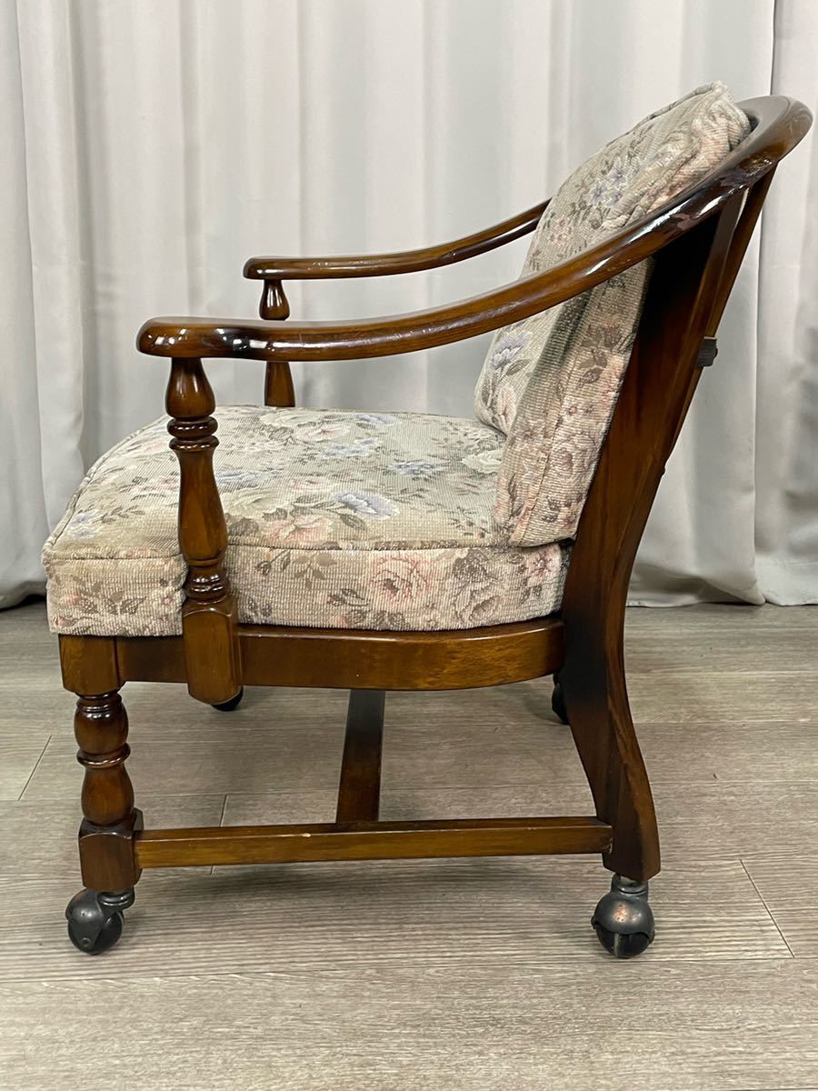 カリモク コロニアル シングル キャスター付 ソファ 肘掛 椅子 1人掛け