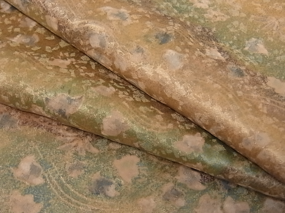 お買い得，限定セール 着物屋こころ 上質な小紋 草花文 暈し染め 正絹 逸品 op1802(仕立て上がり)｜売買されたオークション情報、yahooの商品情報をアーカイブ公開 - オークファン 仕立て上がり