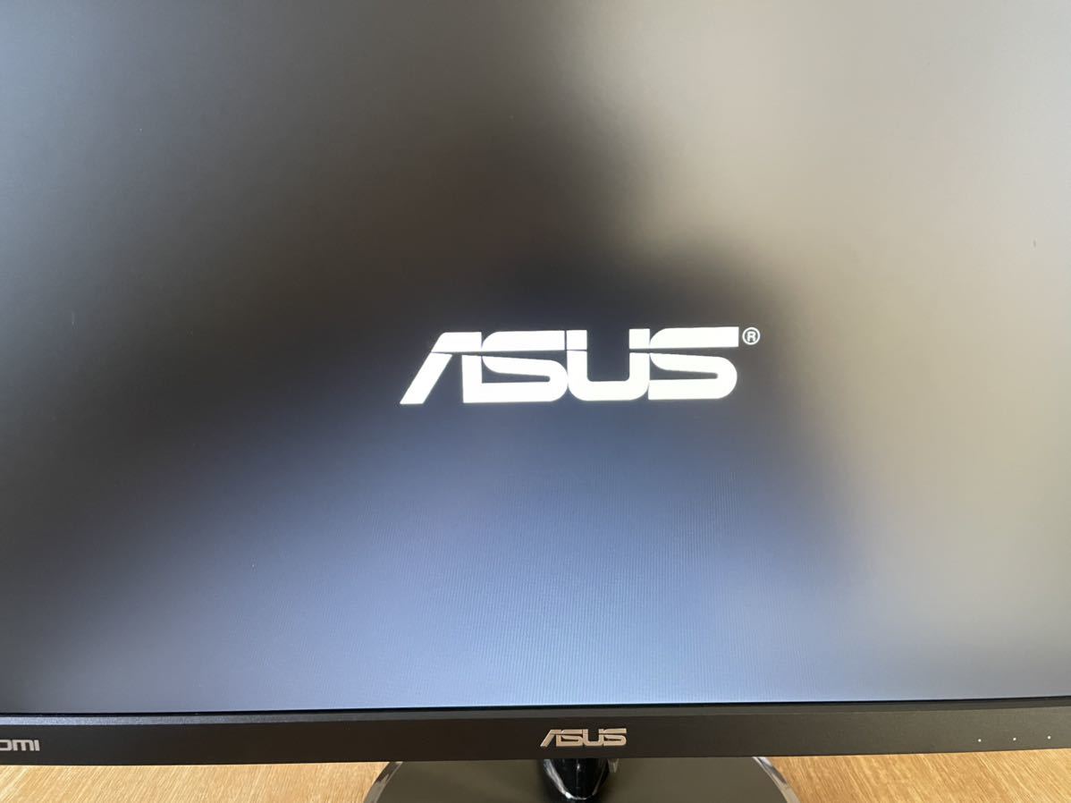 ASUS VP228H ゲーミングモニター 21.5型フルHD (1920x1080) 1ms応答