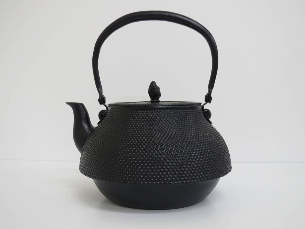 南部鉄瓶 南部鉄器 鉄瓶 伝統工芸品 霰 鈴木盛久工房 南部 旬利久作