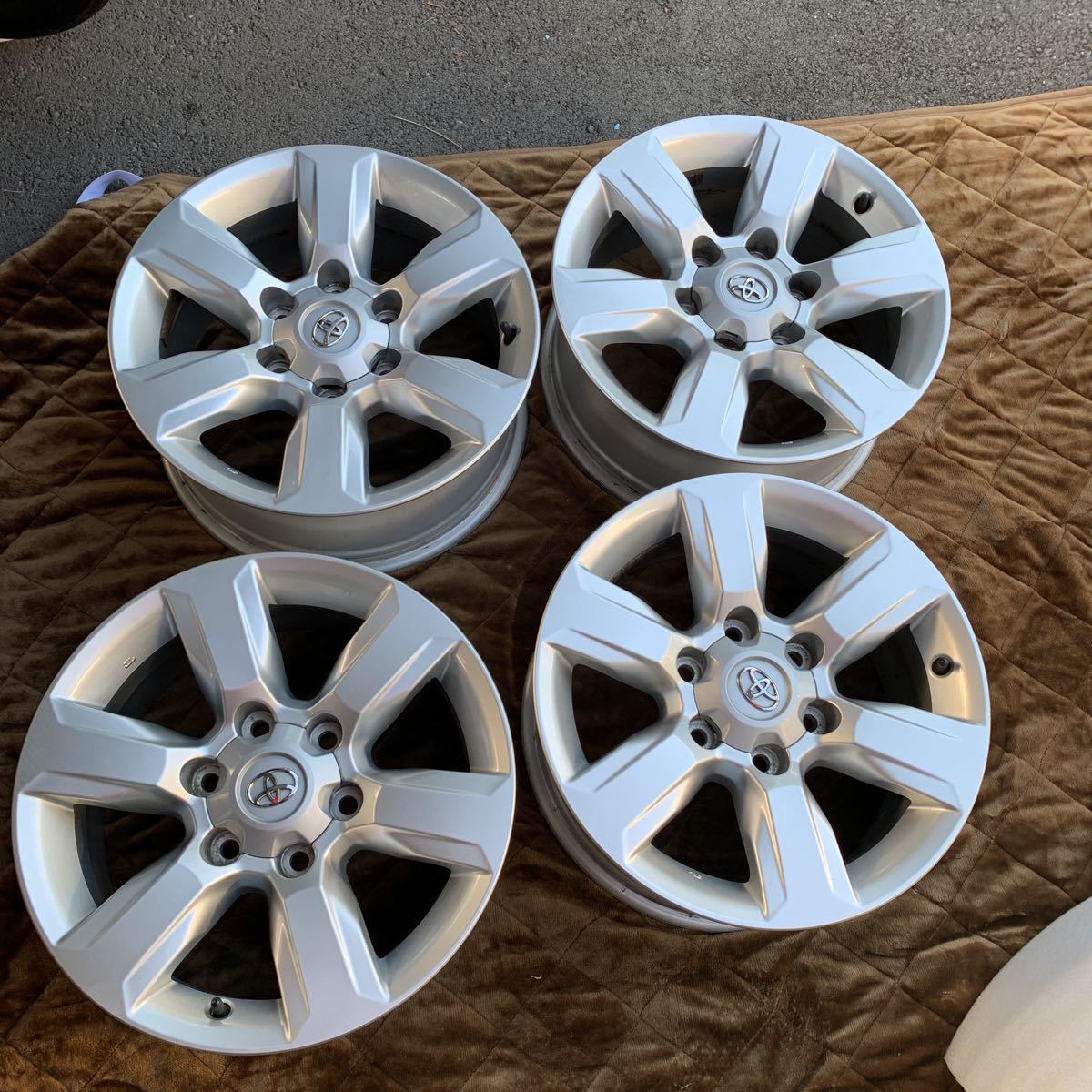 中古美品】MID.R F10.1D 20インチ 8.5J×20+38 5H 114.3 4本 コンケイブ 