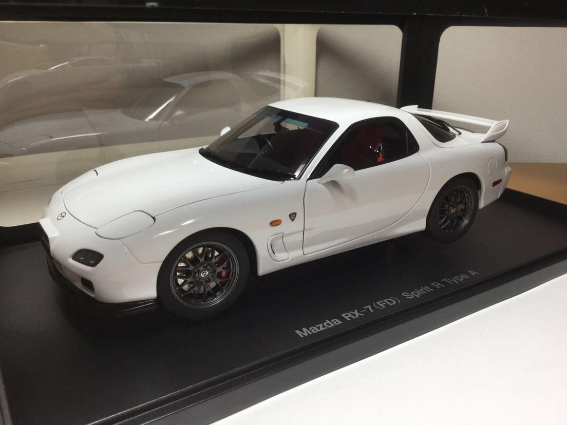 オートアート マツダRX-7 Spirit R Type A 1/18 マツダ RX-7（FD
