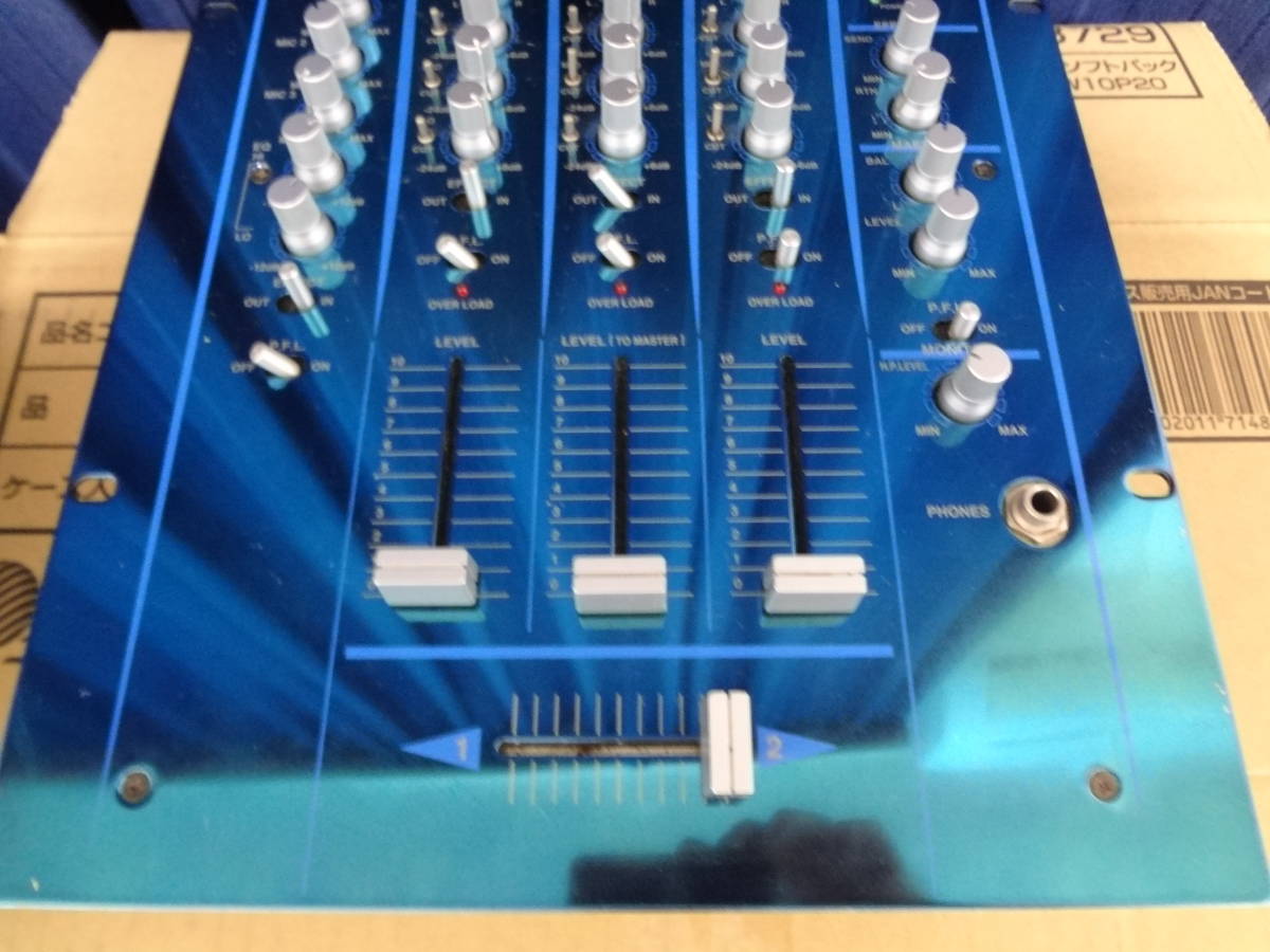 VESTAX PCV-175 プロフェッショナル・ミキシング・コントローラー 中古