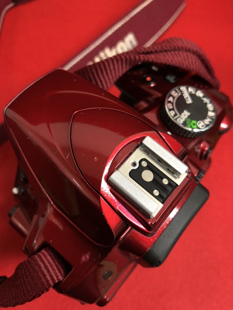 Nikon D3300ダブルズームキット RED AF-S DX NIKKOR 18-55mm f/3.5-5.6G