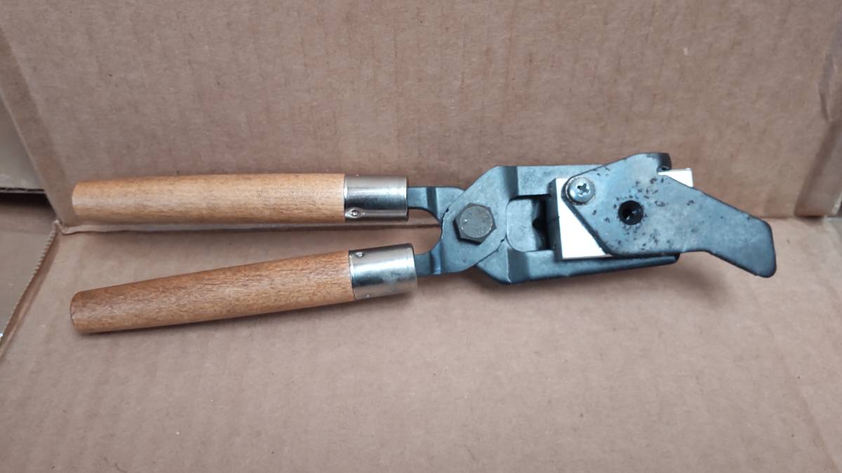 中古 リー サボット鋳型 12番 LEE PRECISION 7/8Oz Slug Mold 
