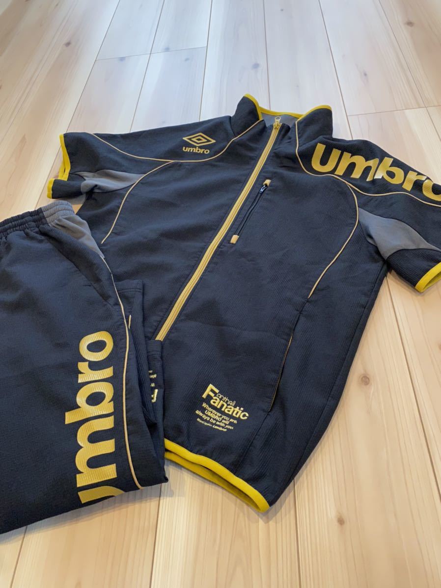 状態良好 Umbro アンブロ ジャージ セットアップ 上下セット メンズ サイズm サイズo サッカー フットサル ロゴ ビッグロゴ アンブロ 売買されたオークション情報 Yahooの商品情報をアーカイブ公開 オークファン Aucfan Com