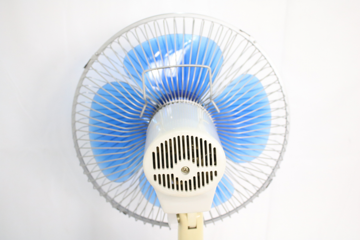 【ジャンク】TOSHIBA ADF-30R-1 昭和レトロ 扇風機 ジャンク】TOSHIBA ADF-30R-1 昭和レトロ 扇風機 【公式通販】