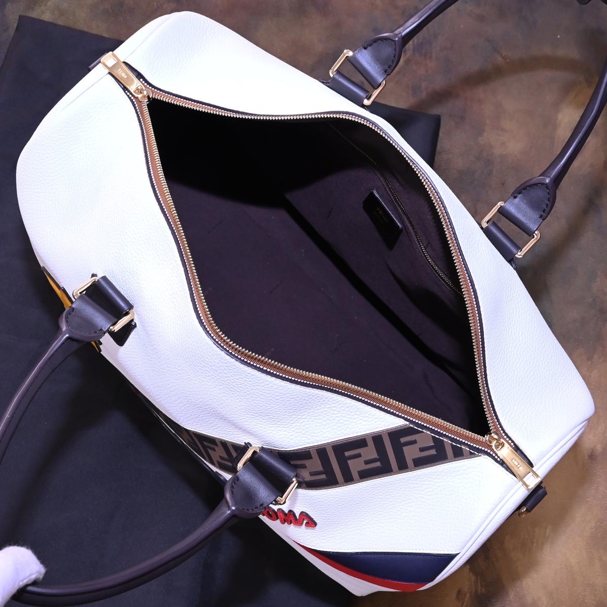 本物 新品同 フェンディ フィラ コラボ限定 ダイアゴナルロゴ ズッカ柄 