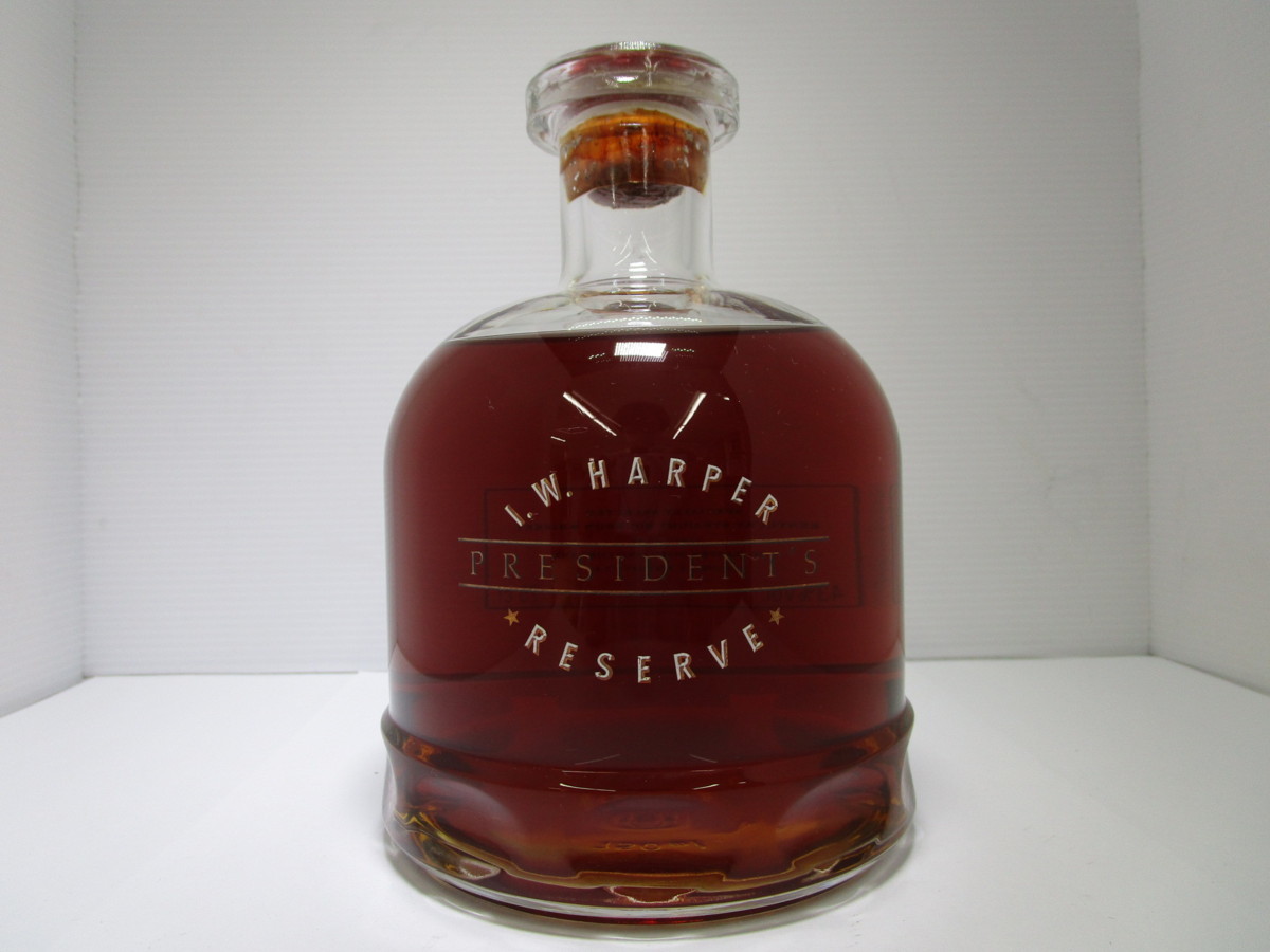 I.W. ハーパー プレジデント リザーブ 750ml 43% I.W. HARPER 