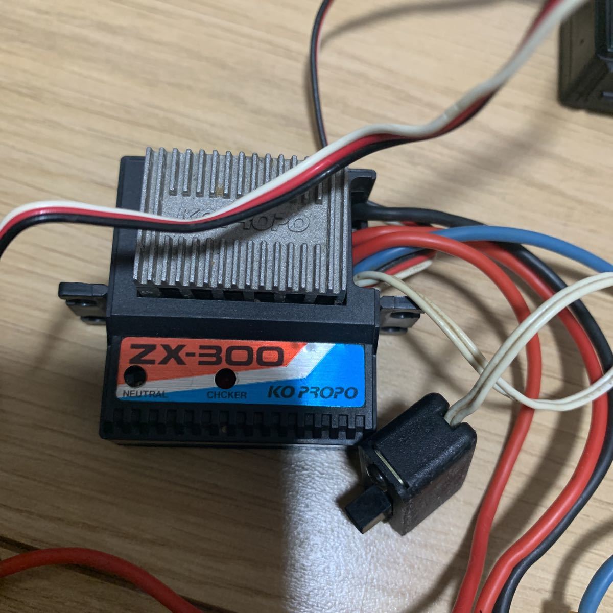 フタバ プロポ 作動確認済み KO ZX-300アンプ付き 中古品 AM 遊び車等