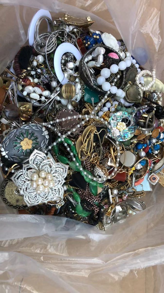 アクセサリーセットまとめ売り ５kg アクセサリー ネックレス 大量 約5kg まとめ売り | - Yahoo