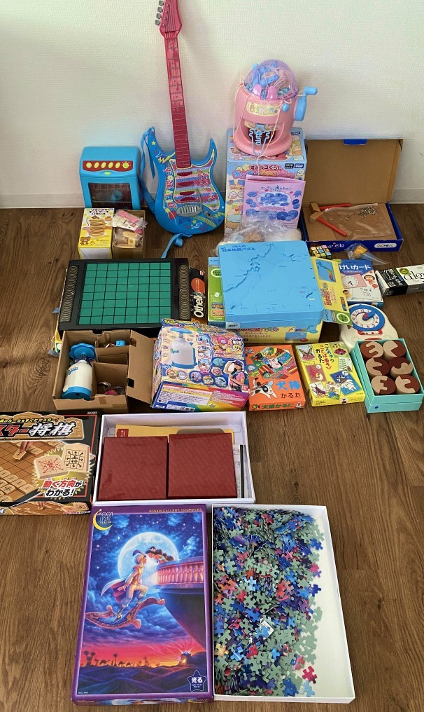 子ども用おもちゃ 15点 パズル 公文の日本地図パズル オセロ 将棋 ギター まとめて かるた ディズニー 知育玩具 岡y05 37 ジグソーパズル 売買されたオークション情報 Yahooの商品情報をアーカイブ公開 オークファン Aucfan Com