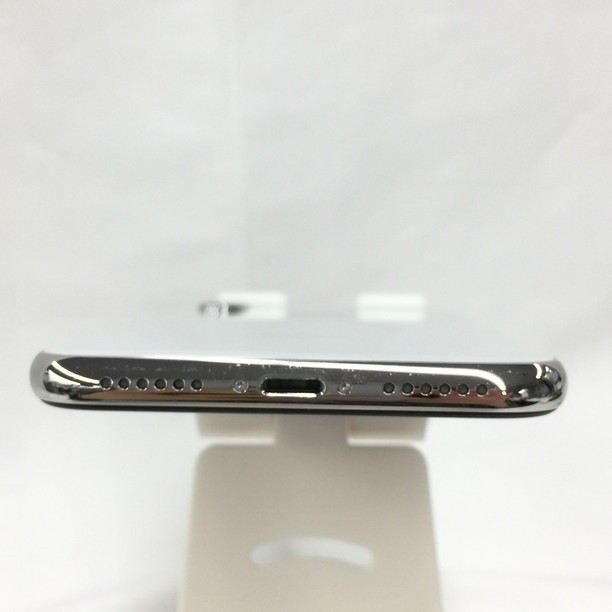 1695211】Apple iPhone X A1902 / NQAY2J/A シルバー 64GB 本体のみ