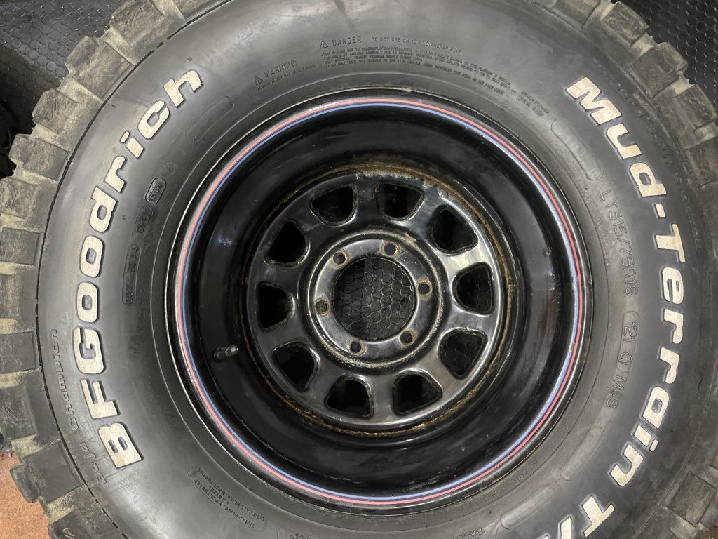 【BF Goodrich Mud-Terrain T/A KM2 LT315/75R16】夏タイヤ【デイトナ 16インチ 10J6HPCD139.7約-30】バリ溝 深リム　(VTD580MS) クレジットカード QRコード決済可能 BF Goodrich Mud-Terrain T/A KM2 LT315/75R16】夏タイヤ【デイトナ 16