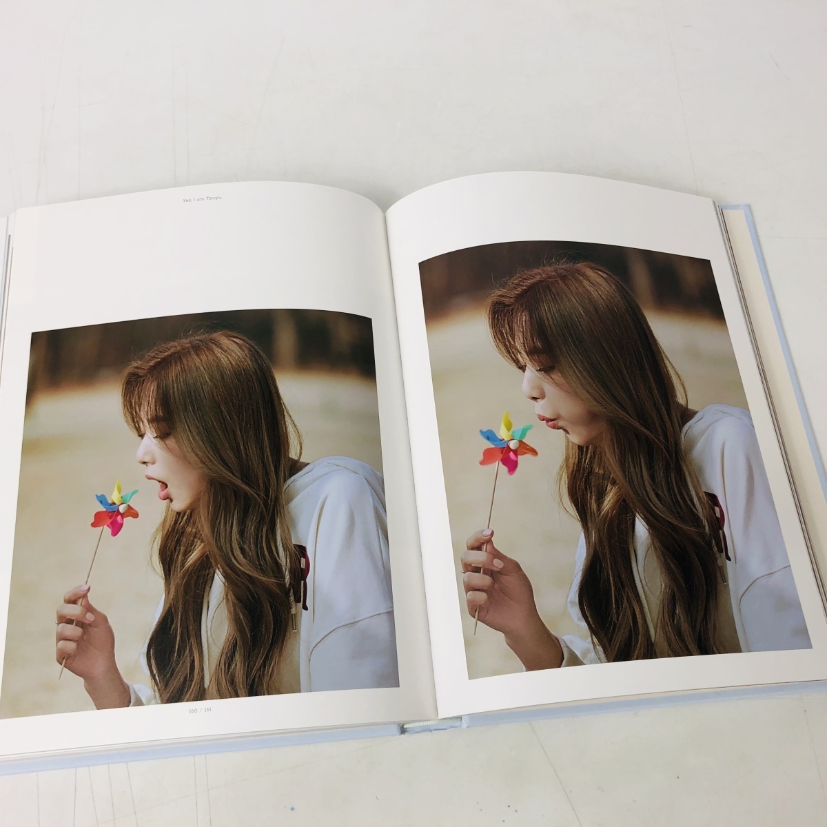 ☆TWICE ツウィ ソロ写真集『Yes， I am Tzuyu.』Blue ver. 特典なし 