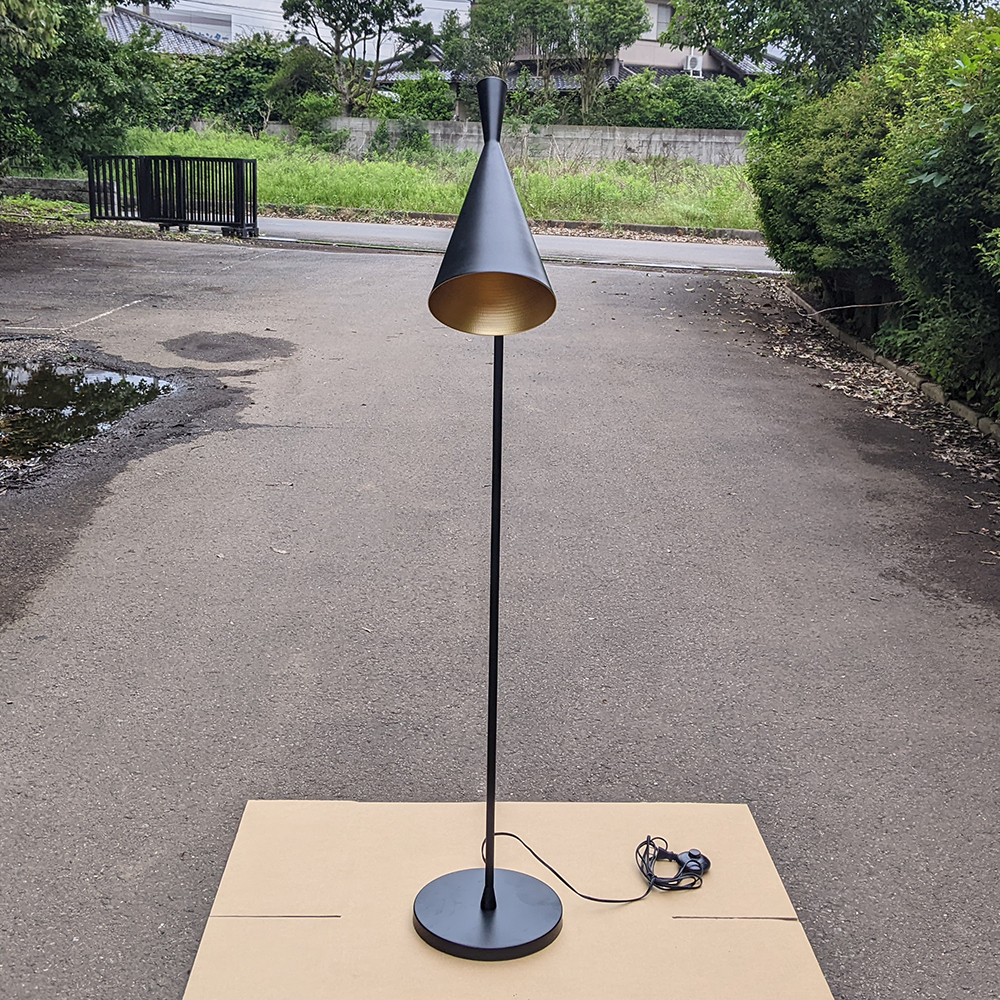 新品未使用9.3万TOM DIXON 何気なし フェルトフロアライト