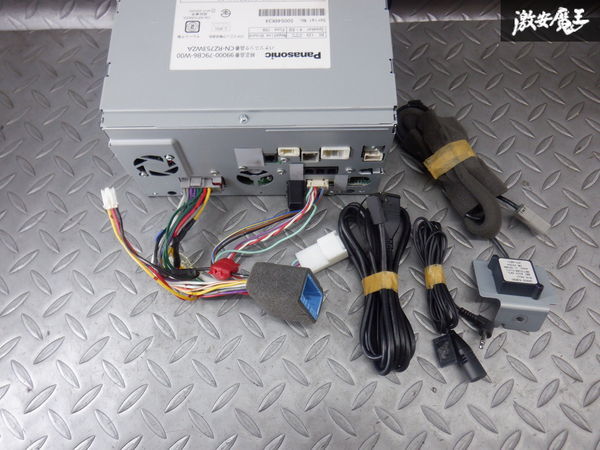 赤字超特価，大人気 パナソニック CN-RZ753WZAスズキ純正ナビ 99000