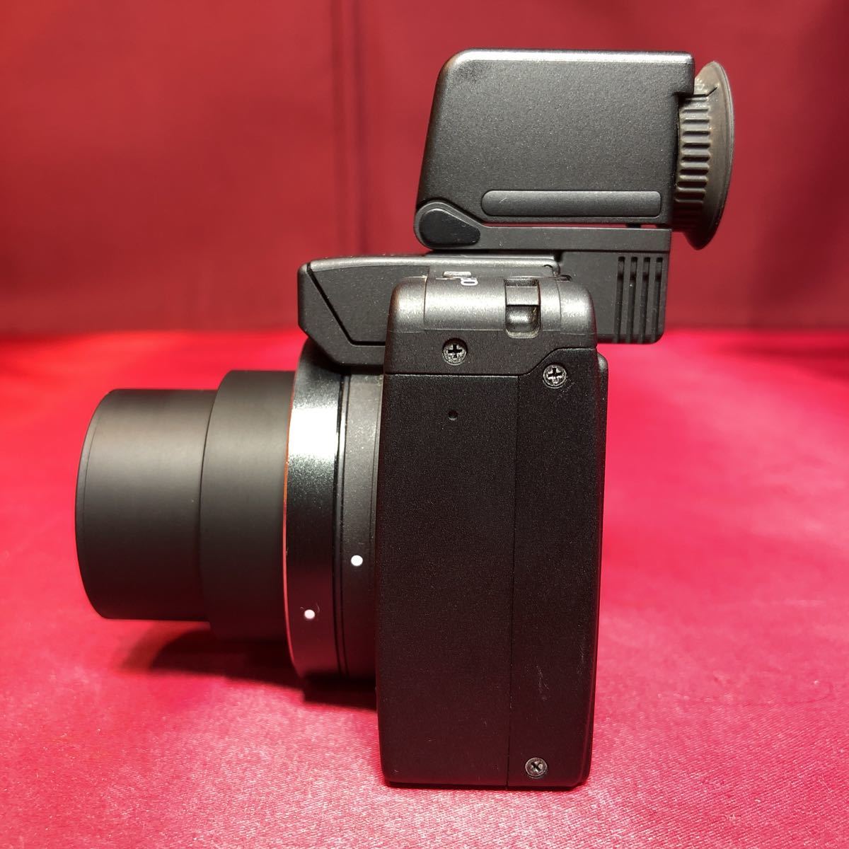 YH-1343】簡易動作確認済み RICOH リコー CAPLIO GX100 デジタル YH-1343】簡易動作確認済み RICOH リコー CAPLIO GX100 デジタル
