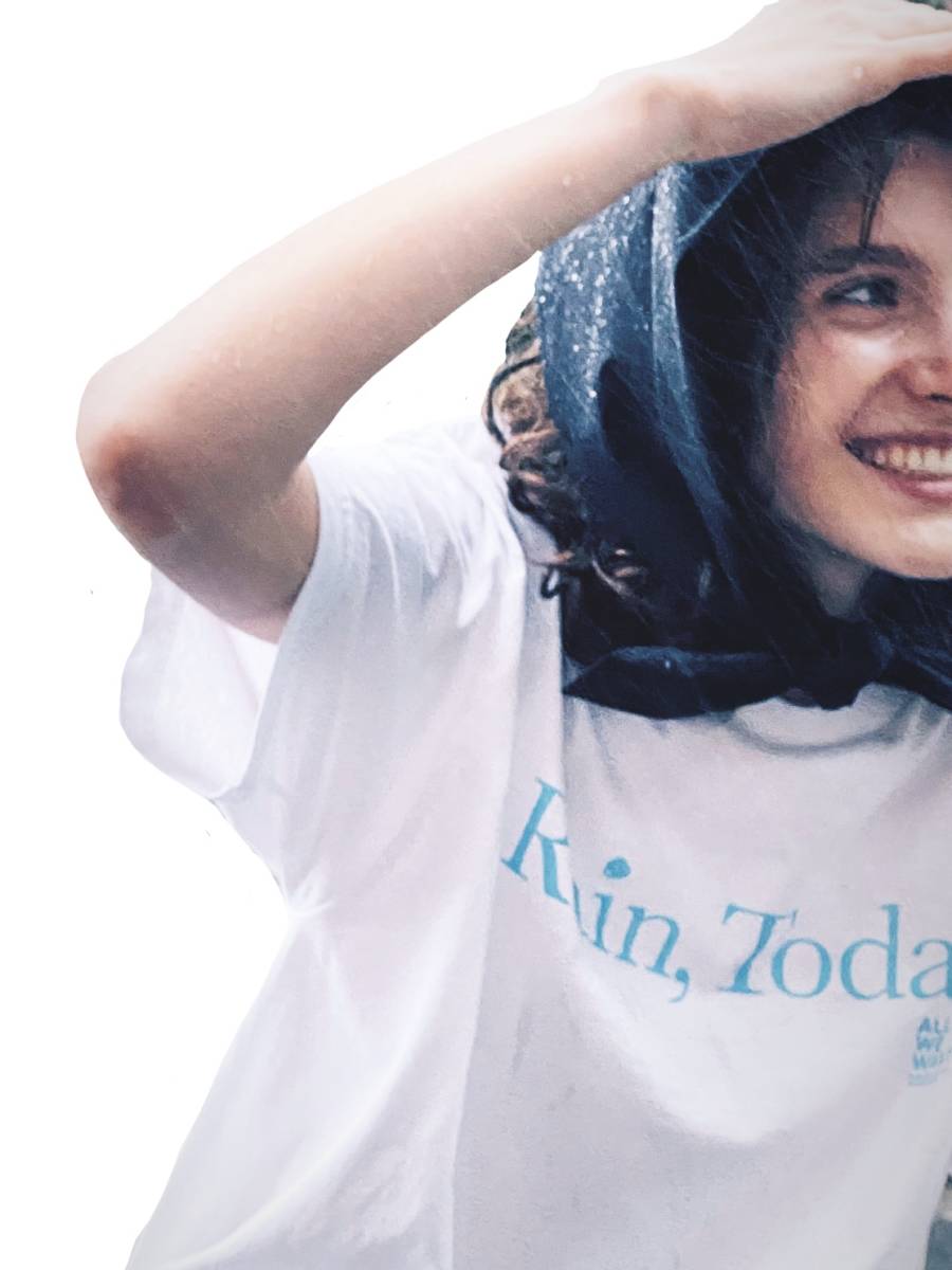 新品未使用】AWW Magazine Tシャツ AWW magazine BLUEBERRY TEE T