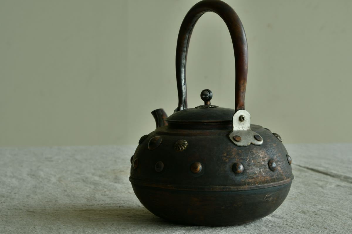 骨董品】銅瓶 水注 煎茶道具 茶道具 茶器 アンティーク レトロ 古銅 唐