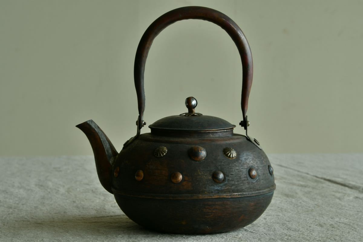骨董品】銅瓶 水注 煎茶道具 茶道具 茶器 アンティーク レトロ 古銅 唐