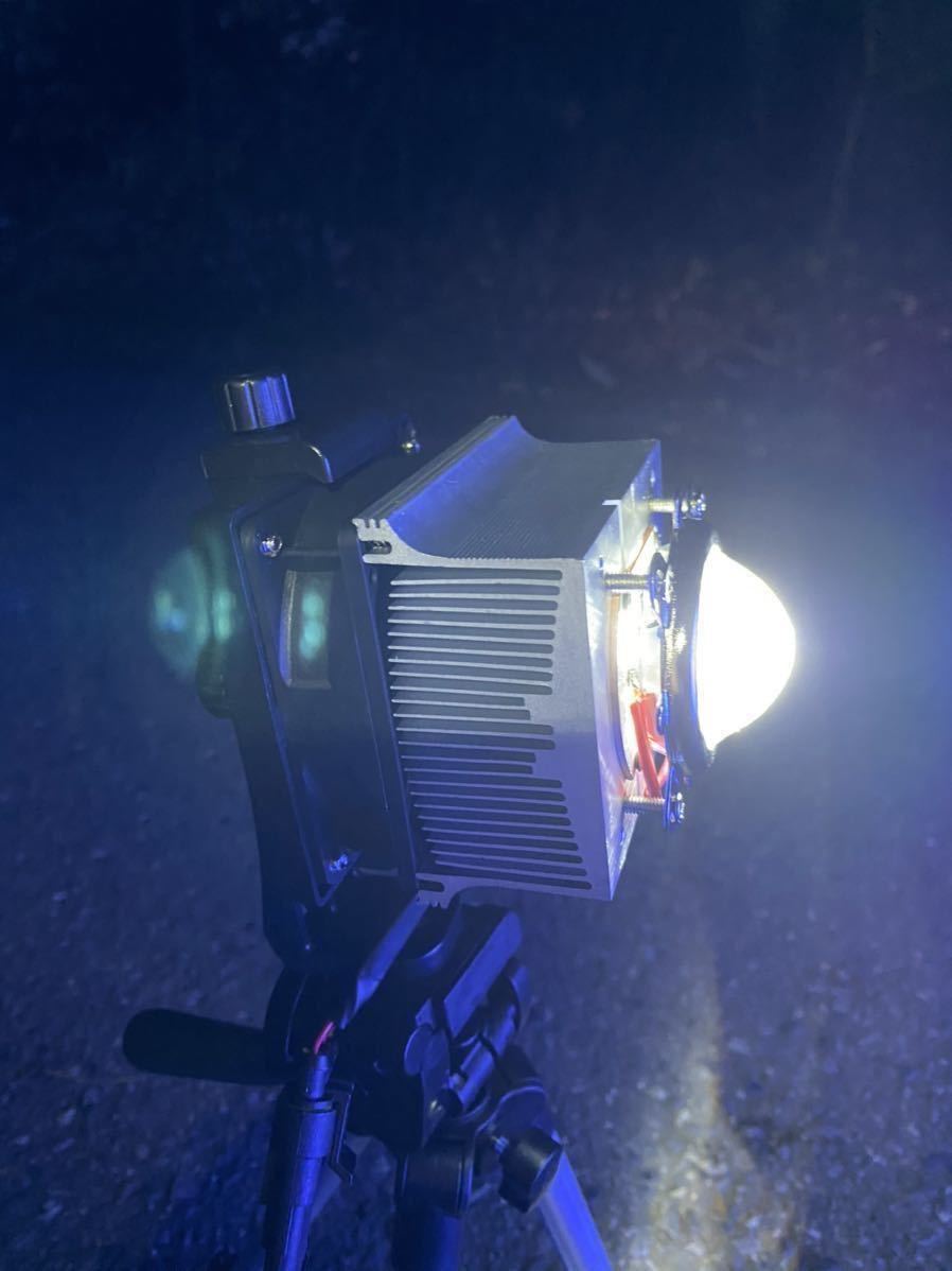 今年ラスト1点 超コンパクト！ 高出力 UV LED コンパクト 昆虫 ライト