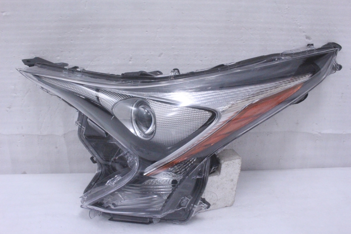 8Y-1362-S★美品 前期 LED★ZVW50 プリウス★左ヘッドライト KOITO 47-75★ZVW51/55 打刻 C3★トヨタ