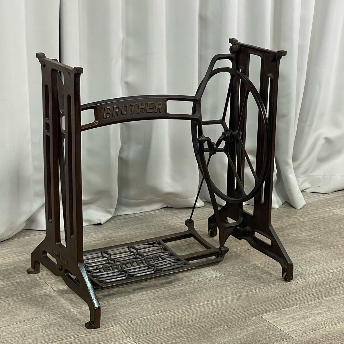 4528 BROTHER ブラザー レトロ アンティーク ミシン 鉄脚 /神奈川県 ...