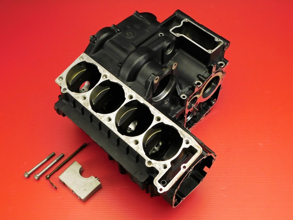 送料0円■ ZZ-R1100 ZXT10D 純正 クランクケース エンジン 腰下 ZXT10CE098*** ZZR1100 ZXT10D | (ZXT10D)ゲイルスピードホイール前後セットです。社外ホイール ZZ