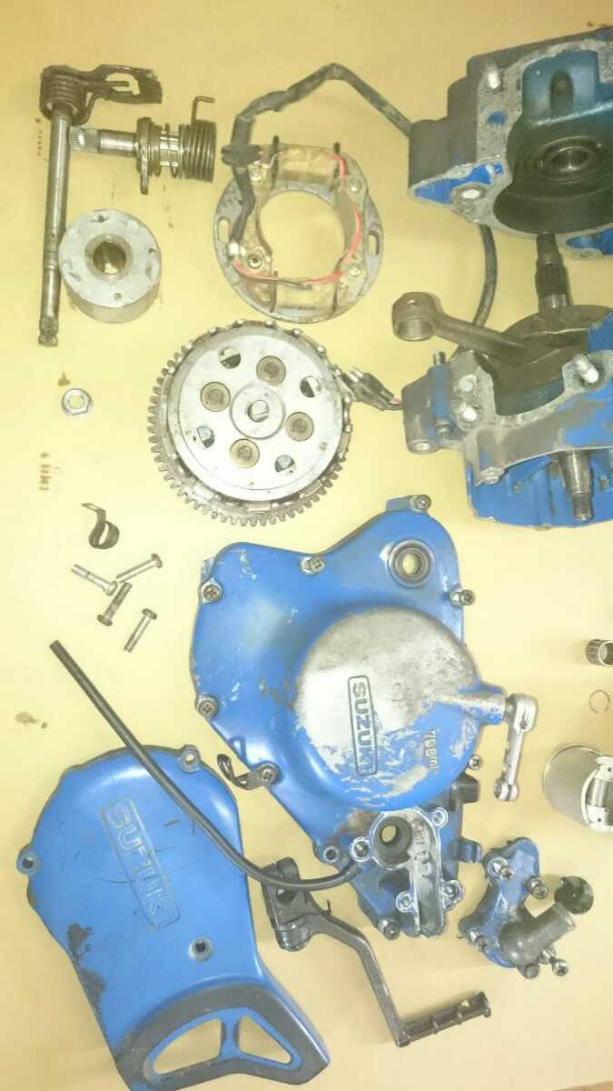 スズキ RM80 エンジン(エンジン本体)｜売買されたオークション情報