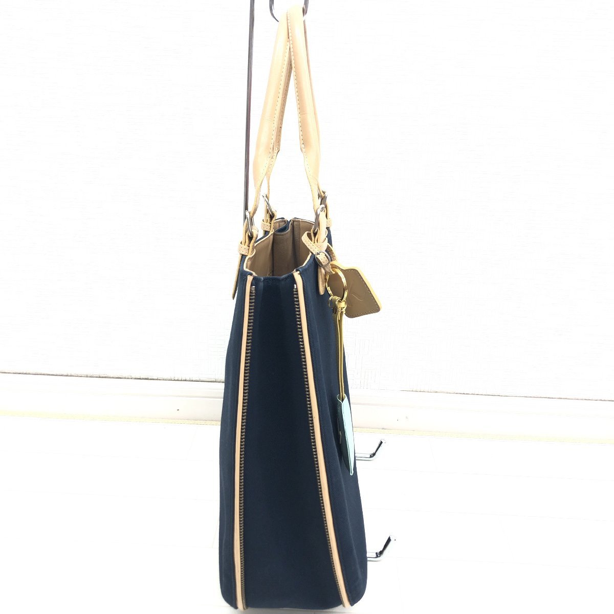 ◇Kitamura キタムラ 横浜元町 チャーム付き キャンバス トートバッグ 