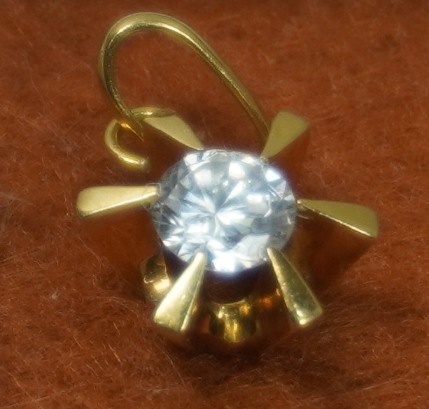 ♢容音♢K18 大粒ゴシェナイト5.25ct チャ―ム ペンダントトップ キュービックジルコニア k18 ペンダントトップ 大網てんとう虫 E9-949